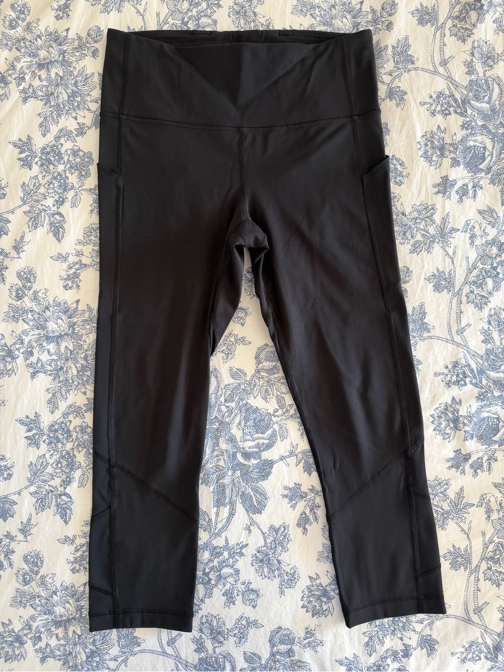 Lululemon In Movement crop leggings